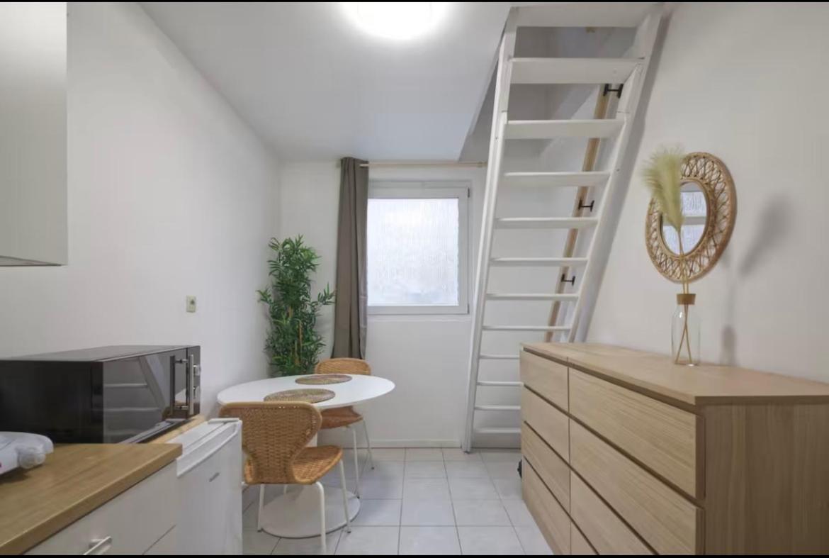 Bruxelles Nid Douillet Et Chaleureux Apartment Exterior foto