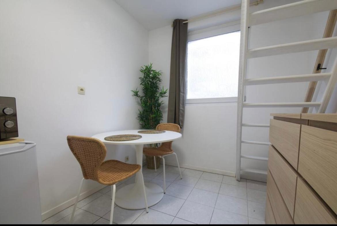 Bruxelles Nid Douillet Et Chaleureux Apartment Exterior foto